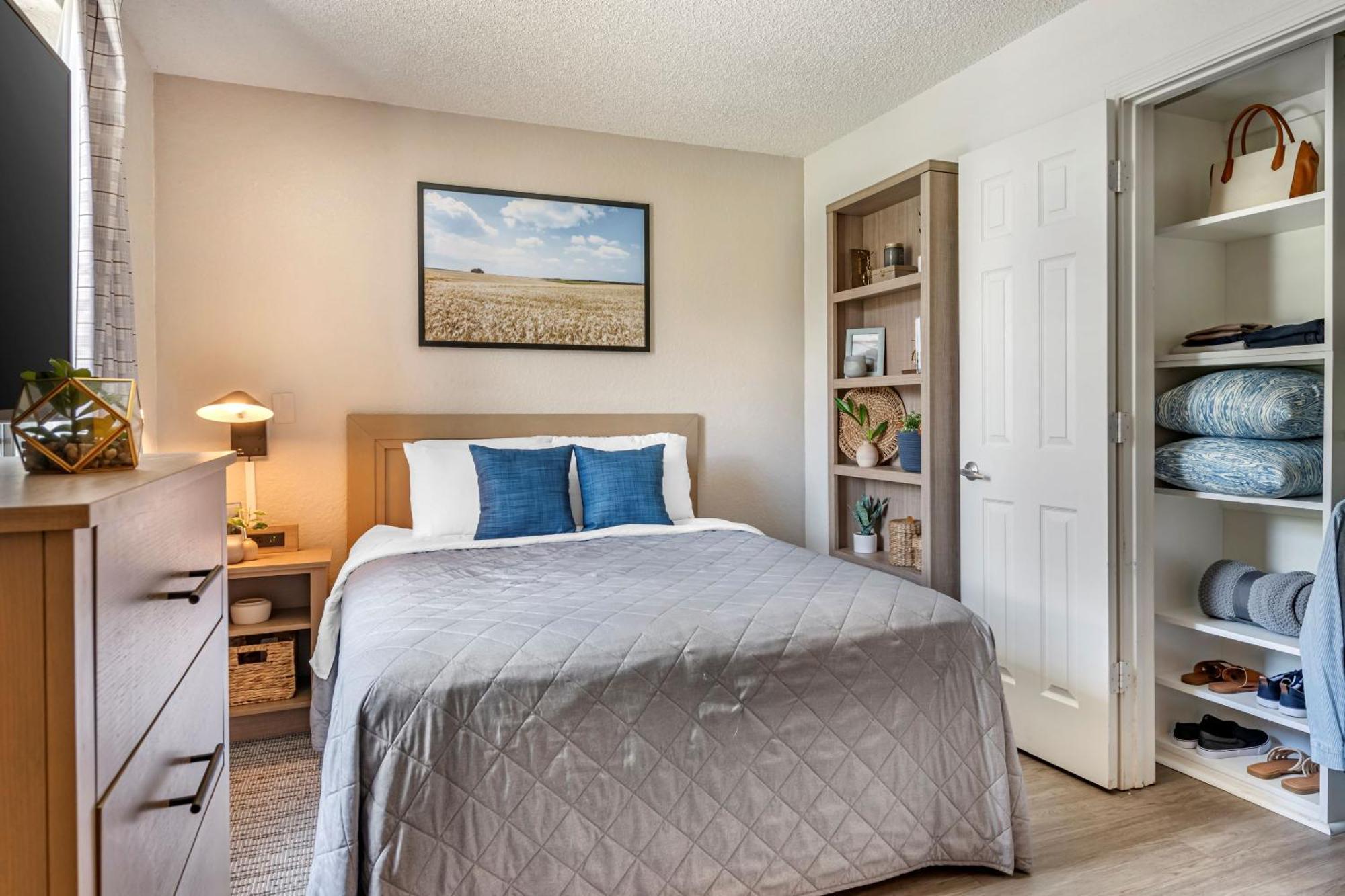 Intown Suites Extended Stay Marietta Ga - Town Center 케네쏘 외부 사진