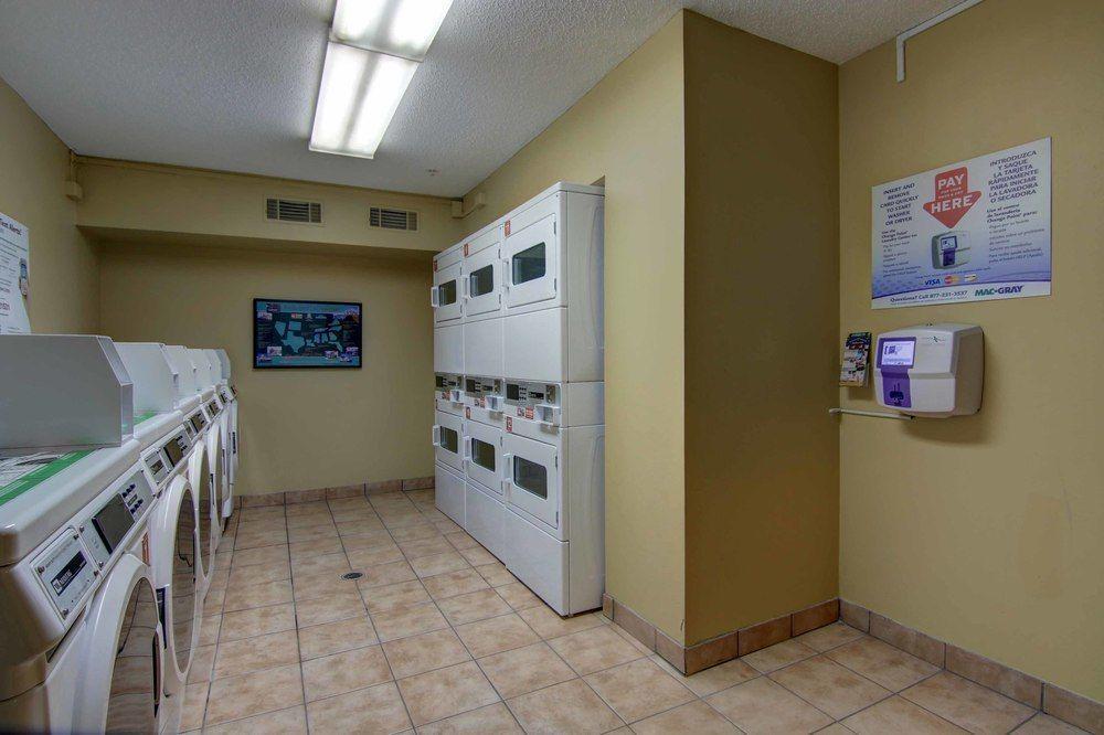 Intown Suites Extended Stay Marietta Ga - Town Center 케네쏘 외부 사진